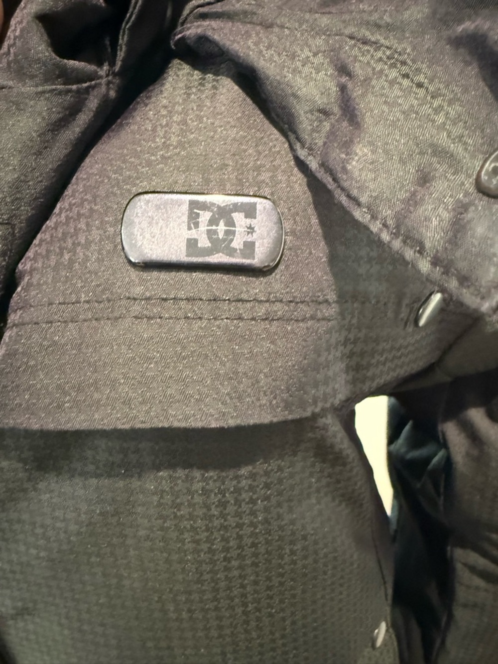 DC puffer jacket - Picture 3 of 4